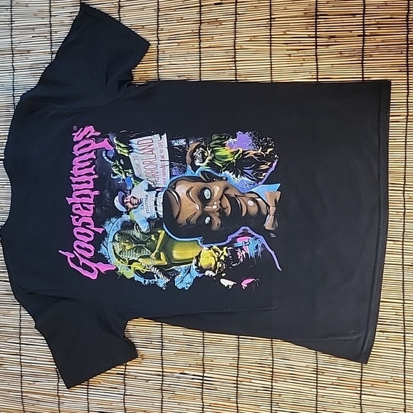 NWOT *(RARE)* Dual Print Goosebumps Tee - Picture 4 of 7